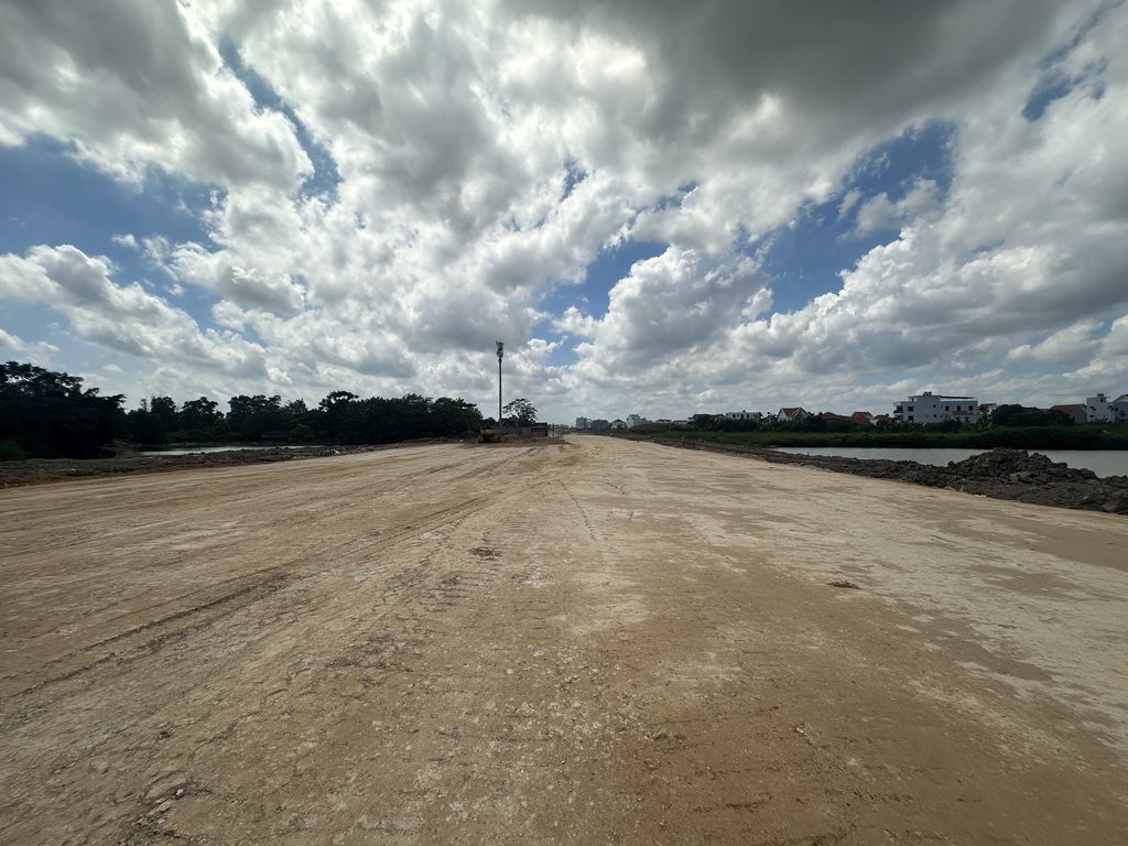 BÁO CHÍ NÓI GÌ VỀ TUYẾN ĐƯỜNG 2.44 km KẾT NỐI TRUNG TÂM HÀNH CHÍNH - CHÍNH TRỊ BẮC SÔNG CẤM VỚI ĐƯỜNG KHU CÔNG NGHIỆP VSIP VÀ CẦU VŨ YÊN b052480e 49ed 4691 b5e5 ecf70dcdde25